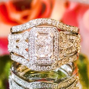 Helzberg GIA radiant cut diamond engagement ring